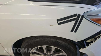 2014 Nissan Pathfinder Hybrid SV – miniatura 38