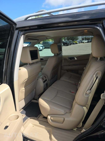 2014 Nissan Pathfinder Platinum - miniatura 10
