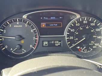 2014 Nissan Pathfinder S – miniatura 11