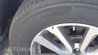 2014 Nissan Pathfinder S – miniatura 28