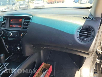 2014 Nissan Pathfinder S – miniatura 17