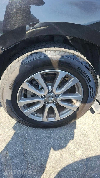 2014 Nissan Pathfinder S - miniatura 25