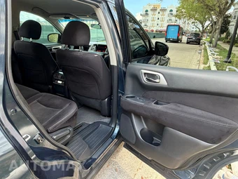 2014 Nissan Pathfinder S - miniatura 18