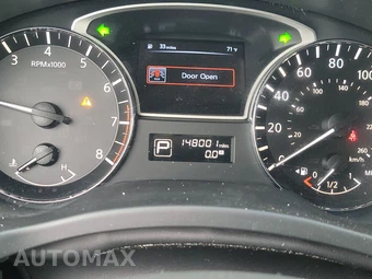 2014 Nissan Pathfinder S - miniatura 12