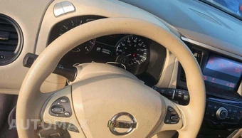 2014 Nissan Pathfinder S - miniatura 15