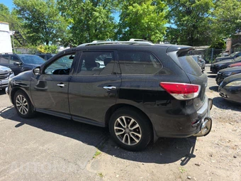 2014 Nissan Pathfinder SV – miniatura 2