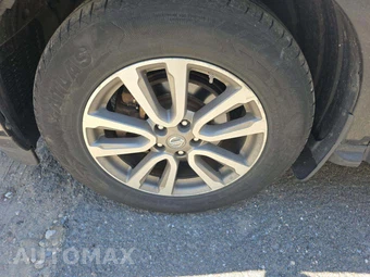 2014 Nissan Pathfinder SV – miniatura 26