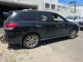 2014 Nissan Pathfinder SV – miniatura 3