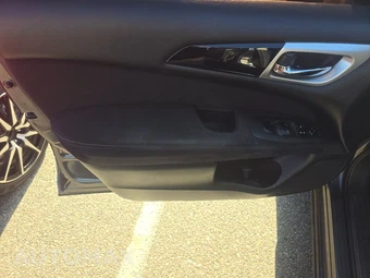 2014 Nissan Pathfinder SV – miniatura 9