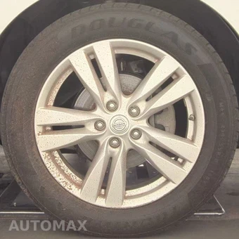 2014 Nissan Quest SL 118.1" WB - miniatura 21