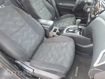 2014 Nissan Rogue S - miniatura 8