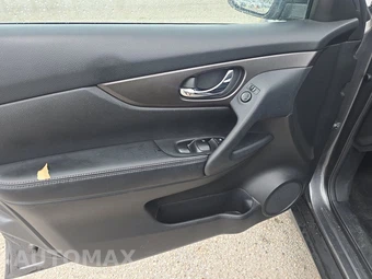2014 Nissan Rogue S - miniatura 9