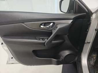 2014 Nissan Rogue S – miniatura 9