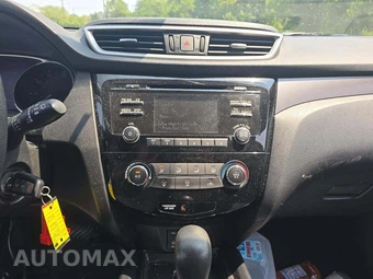 2014 Nissan Rogue S - miniatura 7