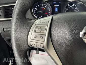 2014 Nissan Rogue S - miniatura 15