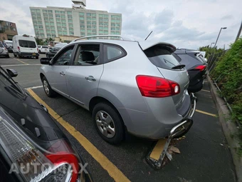 2014 Nissan Rogue Select S – miniatura 2