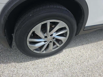 2014 Nissan Rogue SL – miniatura 25
