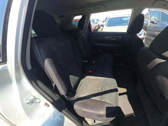 2014 Nissan Rogue SV - miniatura 16