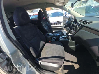 2014 Nissan Rogue SV - miniatura 18