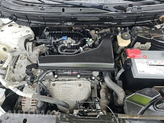2014 Nissan Rogue SV – miniatura 16