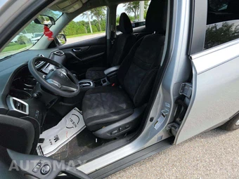 2014 Nissan Rogue SV - miniatura 6