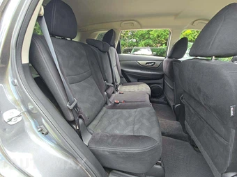2014 Nissan Rogue SV – miniatura 16