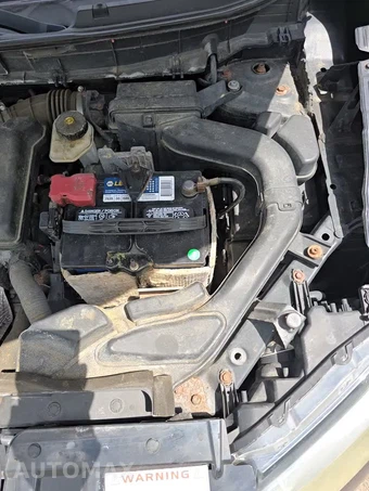 2014 Nissan Rogue SV – miniatura 27