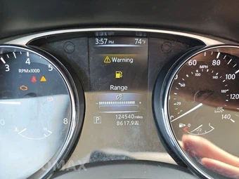 2014 Nissan Rogue SV - miniatura 12