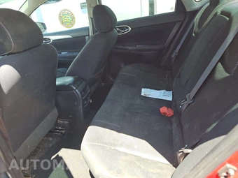 2014 Nissan Sentra S – miniatura 13