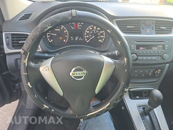 2014 Nissan Sentra S - miniatura 10