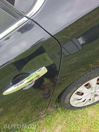 2014 Nissan Sentra S – miniatura 18