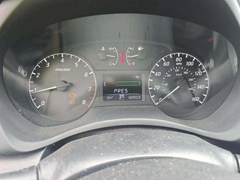 2014 Nissan Sentra S – miniatura 6