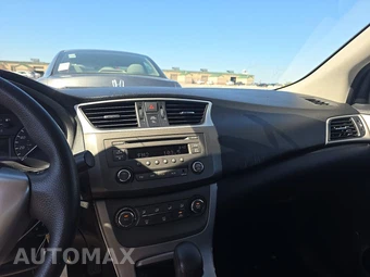 2014 Nissan Sentra S – miniatura 17