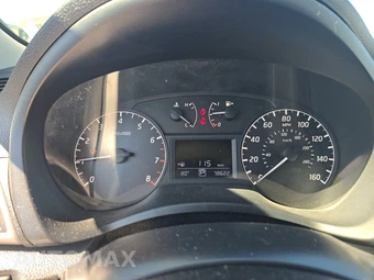 2014 Nissan Sentra S – miniatura 18