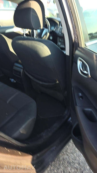 2014 Nissan Sentra S – miniatura 32