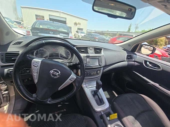 2014 Nissan Sentra SR – miniatura 10