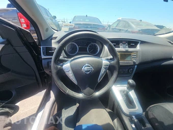 2014 Nissan Sentra SR – miniatura 10