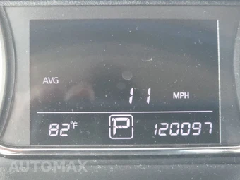 2014 Nissan Sentra SR - miniatura 12