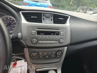 2014 Nissan Sentra SV - miniatura 11