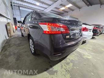 2014 Nissan Sentra SV - miniatura 2