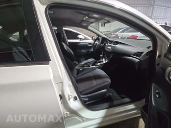 2014 Nissan Sentra SV - miniatura 18