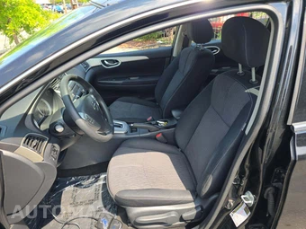 2014 Nissan Sentra SV – miniatura 3