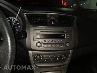 2014 Nissan Sentra SV – miniatura 11