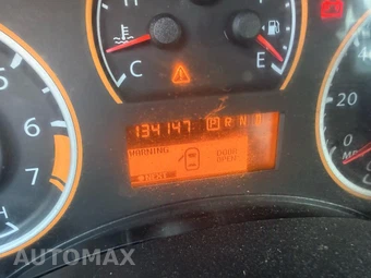 2014 Nissan TITAN PRO-4X Crew Cab Short Bed - miniatura 17