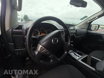 2014 Nissan TITAN SV Crew Cab Short Bed - miniatura 16