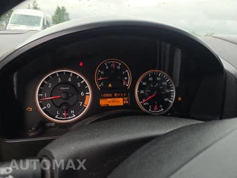 2014 Nissan TITAN SV Crew Cab Short Bed - miniatura 17
