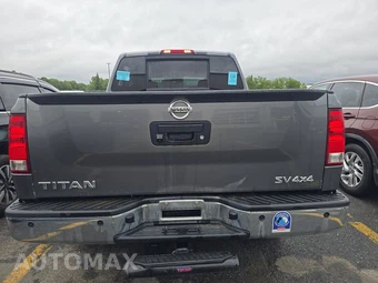 2014 Nissan TITAN SV Crew Cab Short Bed - miniatura 5