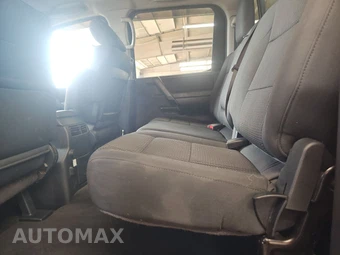 2014 Nissan TITAN SV Crew Cab Short Bed - miniatura 13