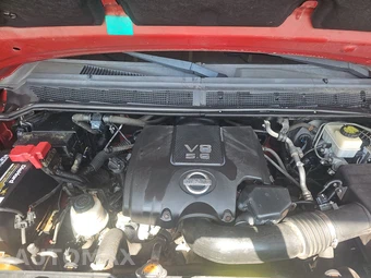 2014 Nissan TITAN SV Crew Cab Short Bed - miniatura 15
