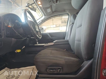 2014 Nissan TITAN SV Crew Cab Short Bed - miniatura 7